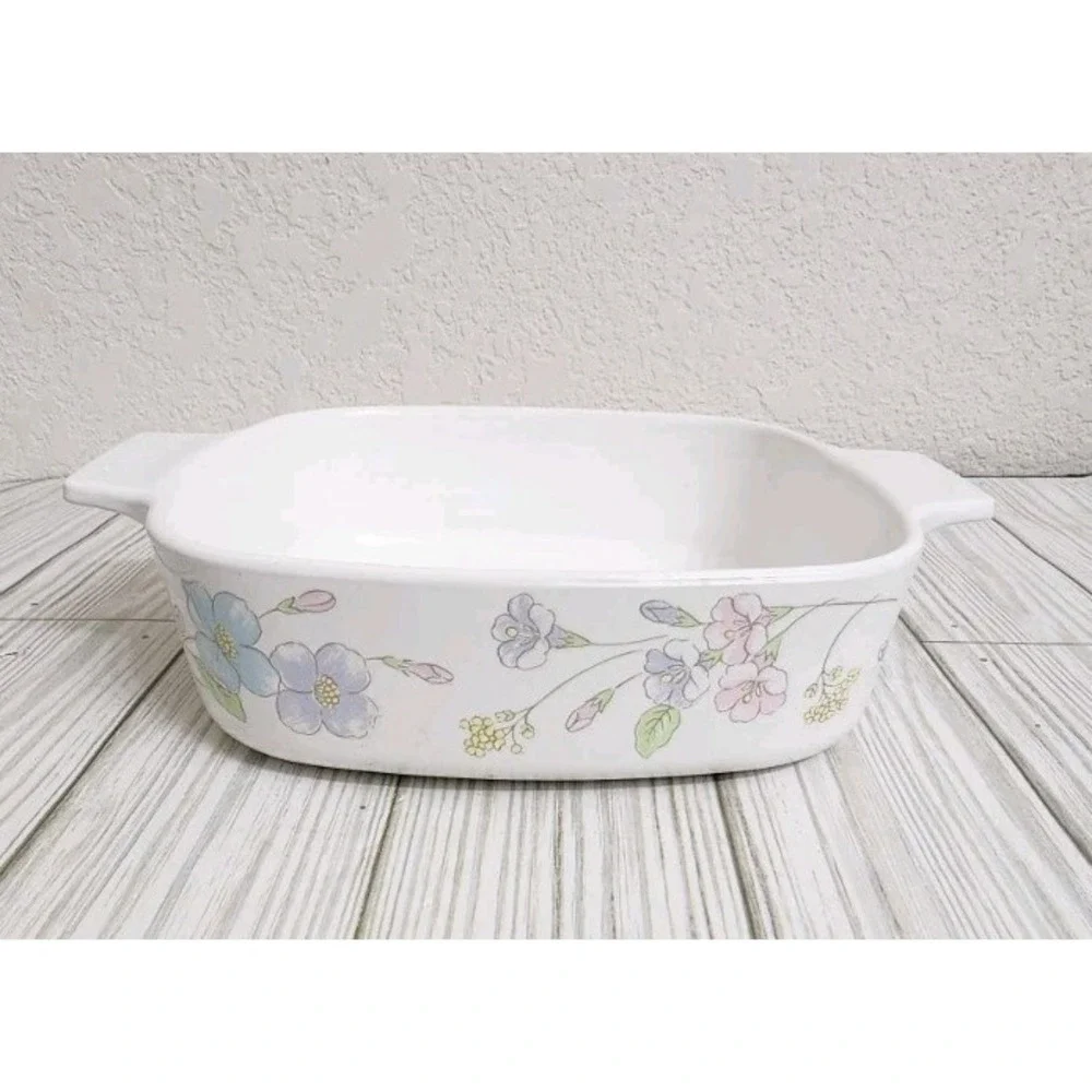 Corning Ware Vintage Pastel Bouquet Pattern 1 Liter A-1-B Casserole Dish No Lid